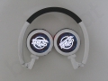słuchawki z podświetlanym logo
